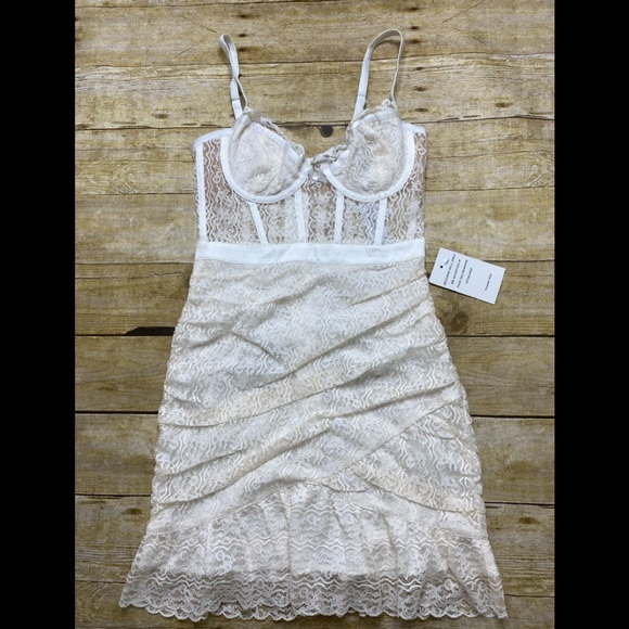 For Love and Lemons Carrie Dress - Picture 2 of 7